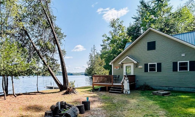 Norway House | Discover Evergreen Cottage: Family-Friendly Retreat Awaits