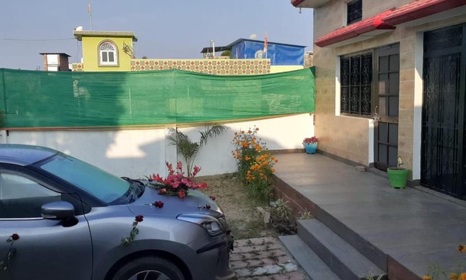 Ramnagar House | Welcoming Evergreen Homestay: Family & Pet Friendly Retreat