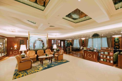 Zhongshan Hotel | Top-Rated Evergreen Laurel Hotel Taipei with Family Amenities