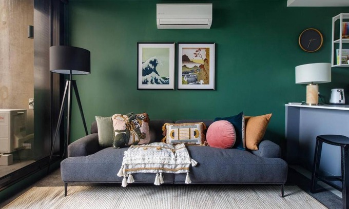 Collingwood Apartment | Relax at Evergreen Oasis: Poolside Retreat on Stanley Street