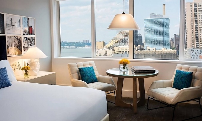 Hell's Kitchen Hotel | Discover the Ultimate Getaway: Pet-Friendly Comfort Awaits!