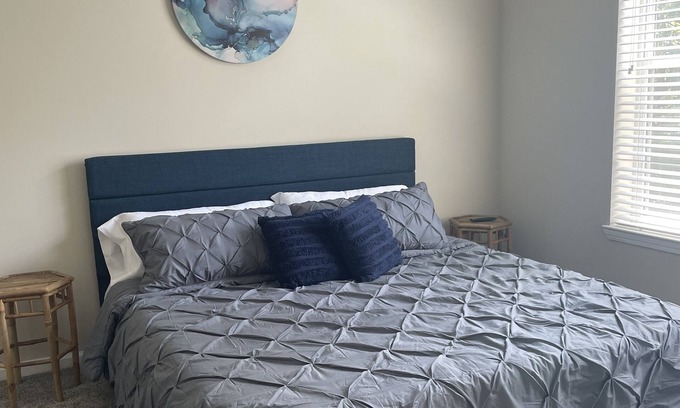 Atlanta Apartment | Pet-Friendly Retreat with Pool and Perfect 10 Rating