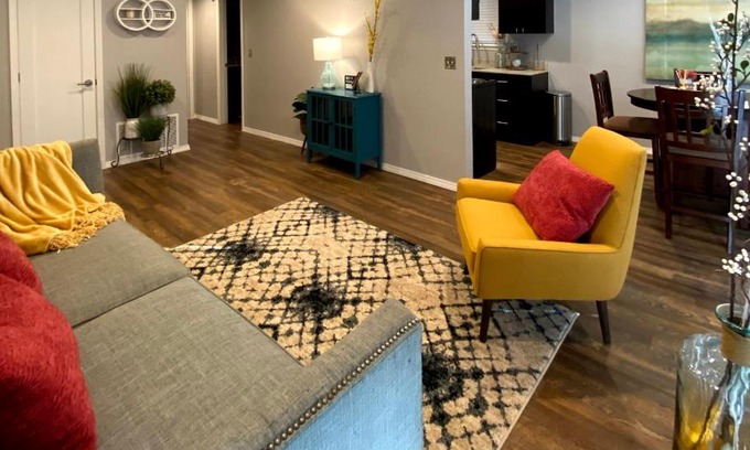 Norman Apartment | Cozy 2-Bedroom Retreat Near Campus with Great Reviews