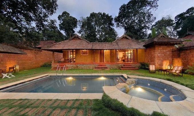 Siddapura Resort | Indulge at Evolve Back Coorg: 5-Star Luxury Retreat