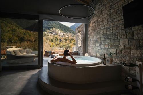 Gavros Bed & Breakfast | Top-Rated Évora Luxury Suites with Family-Friendly Amenities