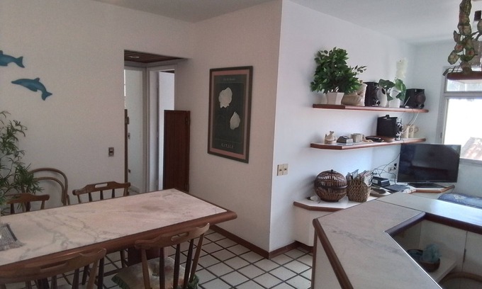 Vila Julia Apartment | Convenient Stay Steps from Praia Enseada - Excel 3 Dorm