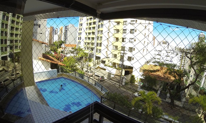 Jardim Apipema Apartment | Vibrant Apartment for Carnival 2024 with Pool & Spa
