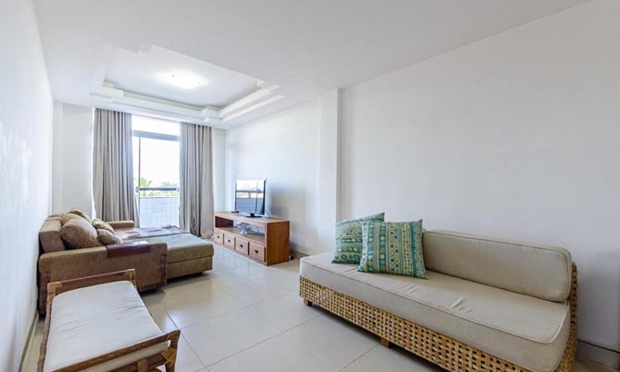 Itauna Apartment | Prime Apartment Steps from Itaúna Beach with Hot Tub Access