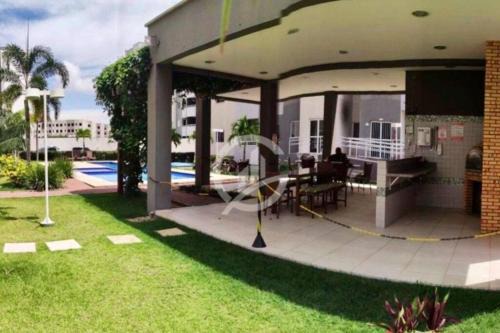 Parque dois Irmaos Apartment | Convenient Apartment Near the Airport with Pool Access