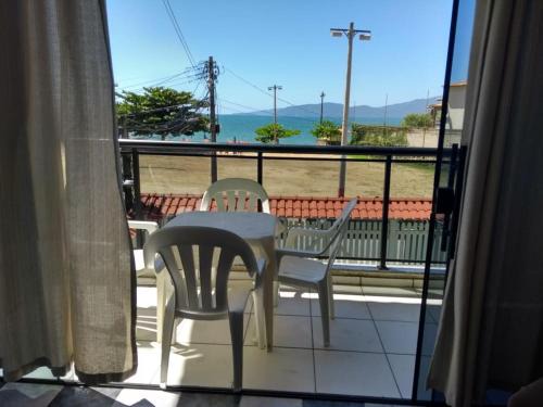 Garatucaia Apartment | Oceanfront 2-Bedroom Apartment with Pet-Friendly Perks