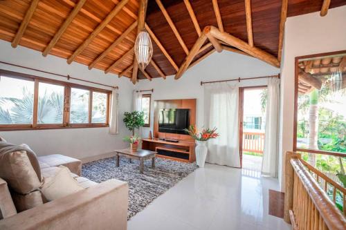 Trancoso House | Complete Leisure Retreat in Trancoso - 4-Star Guest Rated!