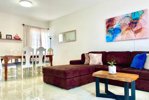 Ciudad Valles House | Private Oasis with BBQ, Garden & AC - Rated 9.3 by Guests