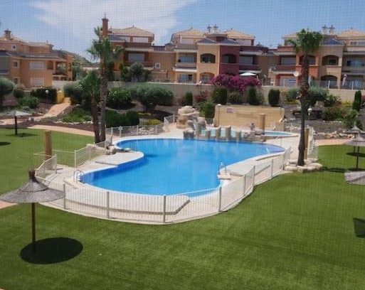 Caserio Los Tarquinos Apartment | Beautiful Duplex at Altaona Golf Resort with Pools
