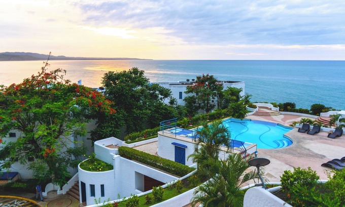 Same House | Relaxing Ocean View at Casa Blanca - Perfect for Families