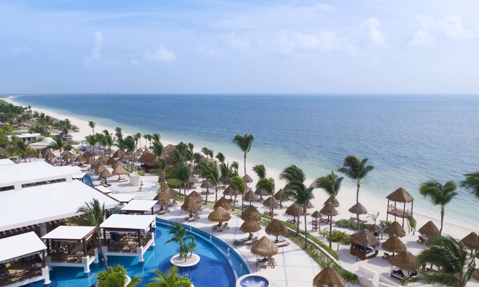 Playa Mujeres Resort | Relaxing Excellence Playa Mujeres - Adults Only Getaway