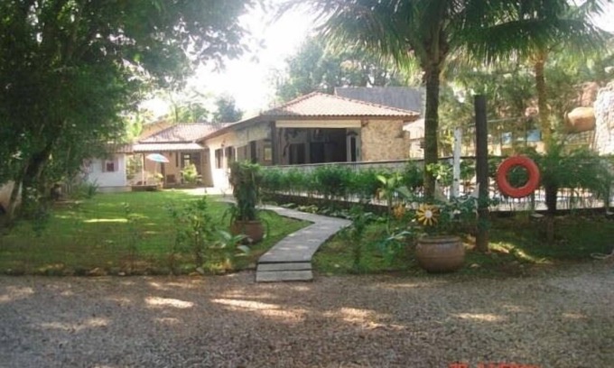 Boicucanga Beach House | Beautiful 3-Bedroom House Steps from Boiçucanga Beach