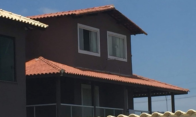 Foguete House | Beachfront Bliss: Top-Rated 3-Storey House with Ocean View