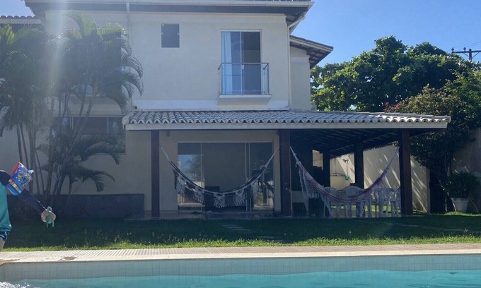Vilas do Atlantico House | Excellent beach house with pool, large and pleasant garden, near the beach.