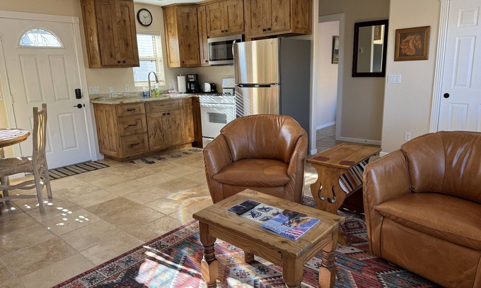 Wickenburg Cottage | Idyllic Sonoran Desert Retreat - Family-Friendly Amenities