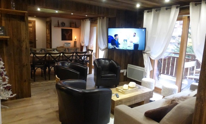 Les Deux Alpes Apartment | Guest Rated 10/10: Spacious Apartment with Covered Parking