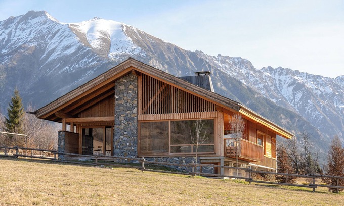 Jausiers Ski Chalet | Exceptional architect-designed chalet near Barcelonnette, ideal for families!