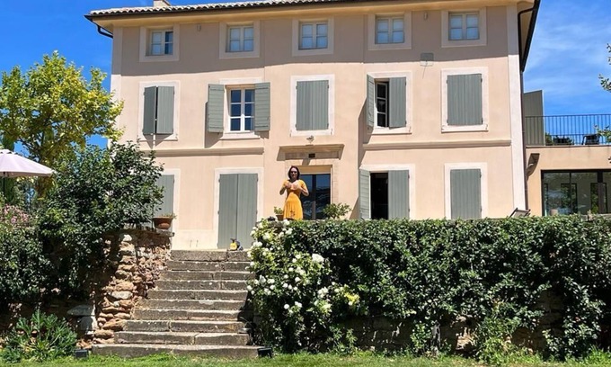 Est House | Tranquil Bastide in Aix en Provence with Pool & Pet-Friendly