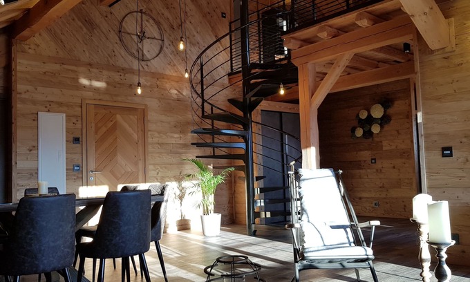Villard-Reculas Ski Chalet | Modern Chalet with Spa & Wellness Area - Rated 10/10