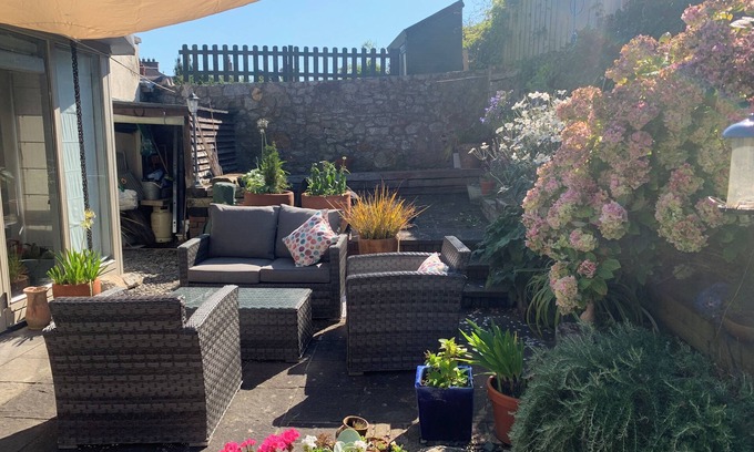 Dalkey House | Stunning Villa in Dalkey with Pool and Ocean Views