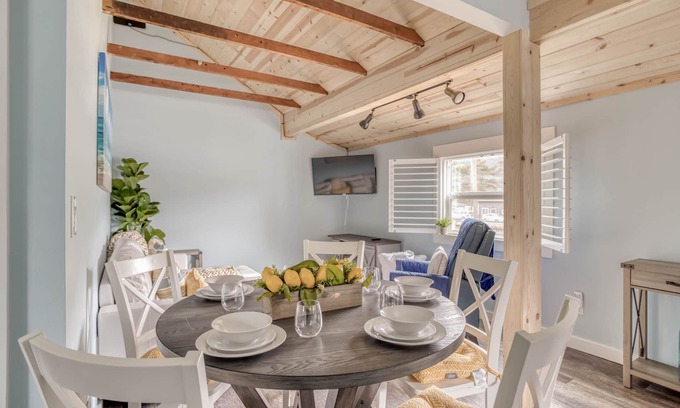 Rockaway Beach House | Updated Two-Bedroom Cottage Steps from Rockaway Beach