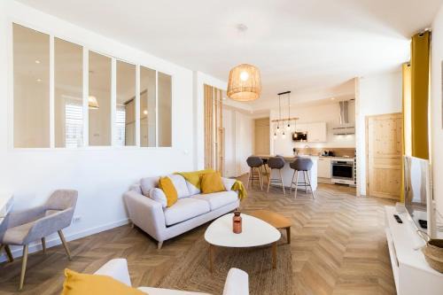 Charmettes - Bellecombe Apartment | Quiet Retreat Near Part-Dieu AIL – Family Friendly Stay