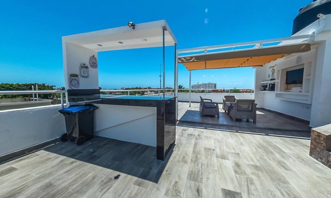 12 de Haina Apartment | Exclusive 3 Bedroom Apartment with Jacuzzi and BBQ Terrace