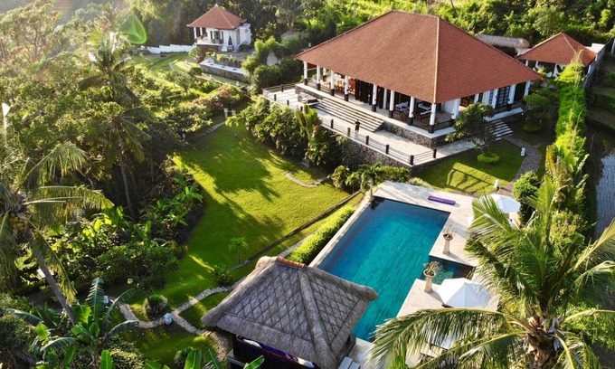 Kayu Putih Villa | Exclusive 5-Star Villa with Breathtaking Ocean Views