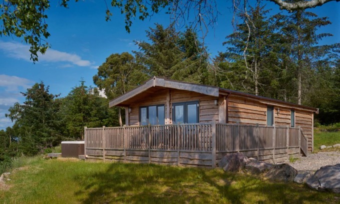 Forres Cabin | Stylish Retreat with Ocean Views and Private Hot Tub