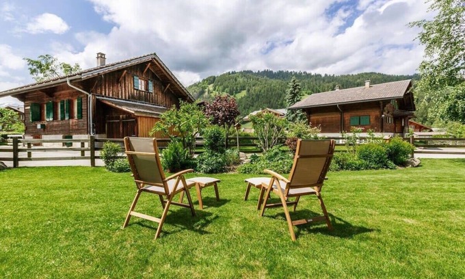 Gstaad Apartment | Cozy Apartment Steps from Promenade Gstaad Center