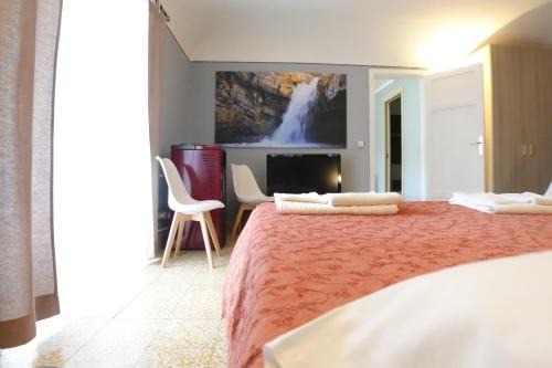 Mistretta Apartment | Stylish Apartments in the Heart of the City