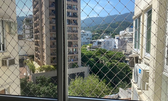 Leblon Apartment | Ideal Lower Leblon Retreat with Spa and Family-Friendly Amenities