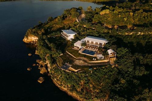 Barili Villa | Exclusive Cliff House with Pool & Private Beach Access