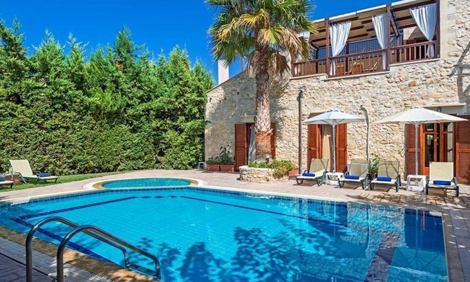 Asteri Villa | Elegant Villa Asteri in Crete with Private Pool & Spa