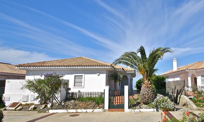 Cabo Roche House | Exclusive Holiday Home with Pool & Ocean Views for 10