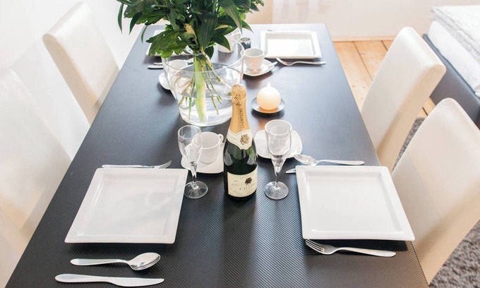 Eutritzsch Apartment | Comfortable Feel-Good Apartments with Pool in Leipzig