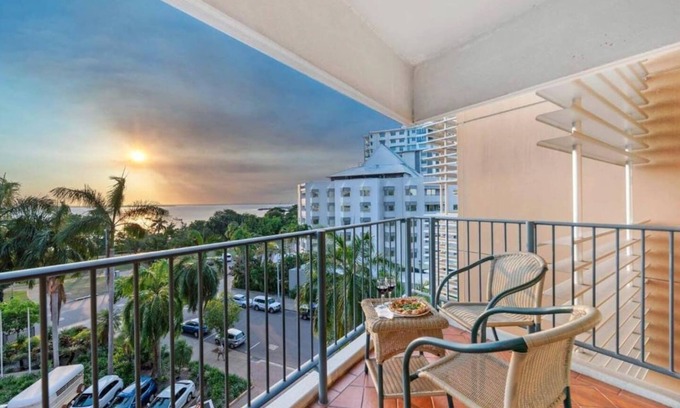 Darwin City Centre Apartment | Prime Harbourfront Stays with Pool and Family Amenities