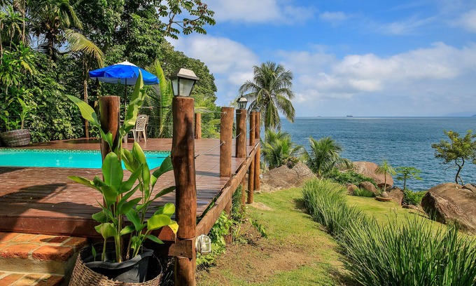 Praia de Taubate House | Exclusive House on Coast with Ocean View & Private Pool