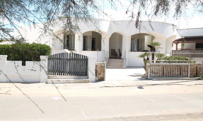 Marina di Mancaversa Villa | Exclusive Beachfront Villa with Spectacular Ocean Views