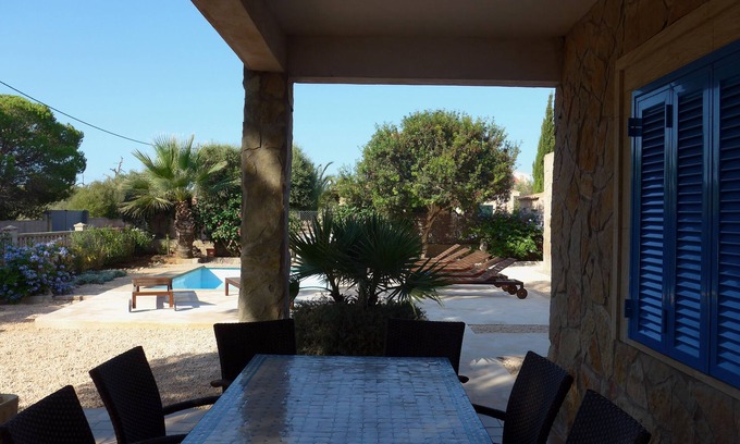 Cala Llombards House | Exclusive Beachfront House with Pool in Cala Llombards