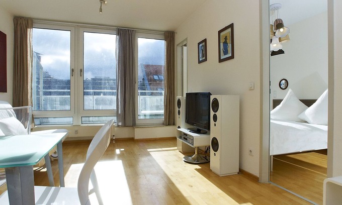 Mitte Apartment | Exclusive Penthouse with Private Terrace near Checkpoint Charlie