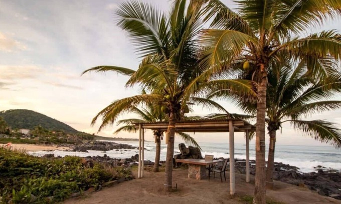 Troncones Villa | Inviting Tropical Villa with Pool & Spa in Punta Majahua