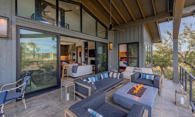 Point Pedernales House | Unforgettable Family Retreat at Lola's Lakefront Reserve