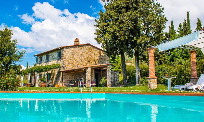 Capannori Villa | Exclusive Tuscany holiday villa in the hills of Lucca in a panoramic position