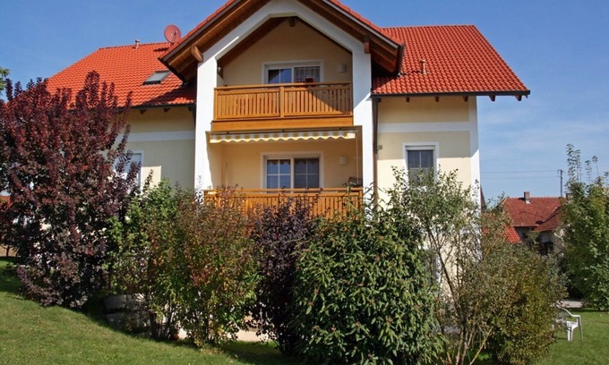Schmidham Apartment | Unforgettable Vacation Apartment Near Relaxing Thermal Spas