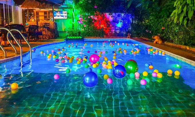 Na Kluea Villa | Premier Villa with Private Pool & Garden, Near LK Metro